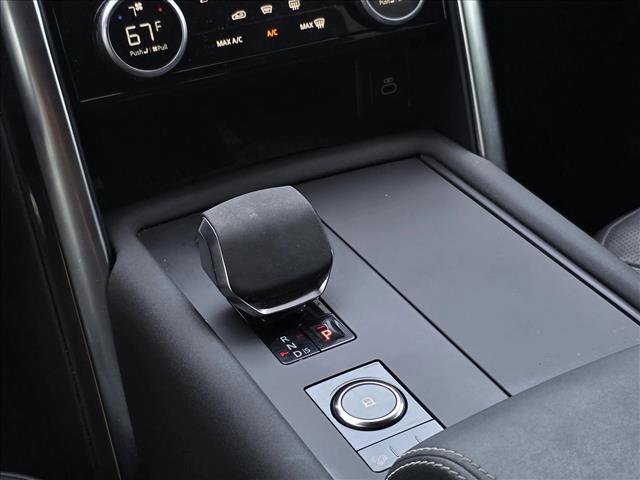 Used 2023 Land Rover Discovery S R-Dynamic image 22