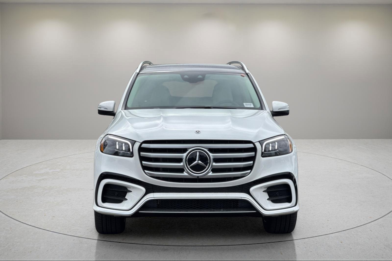 New 2026 Mercedes-Benz GLS 450 4MATIC image 9