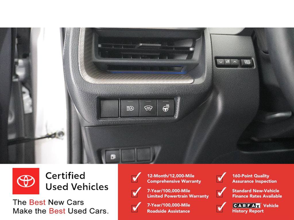 Used 2025 Toyota Prius XLE AWD/4WD image 15