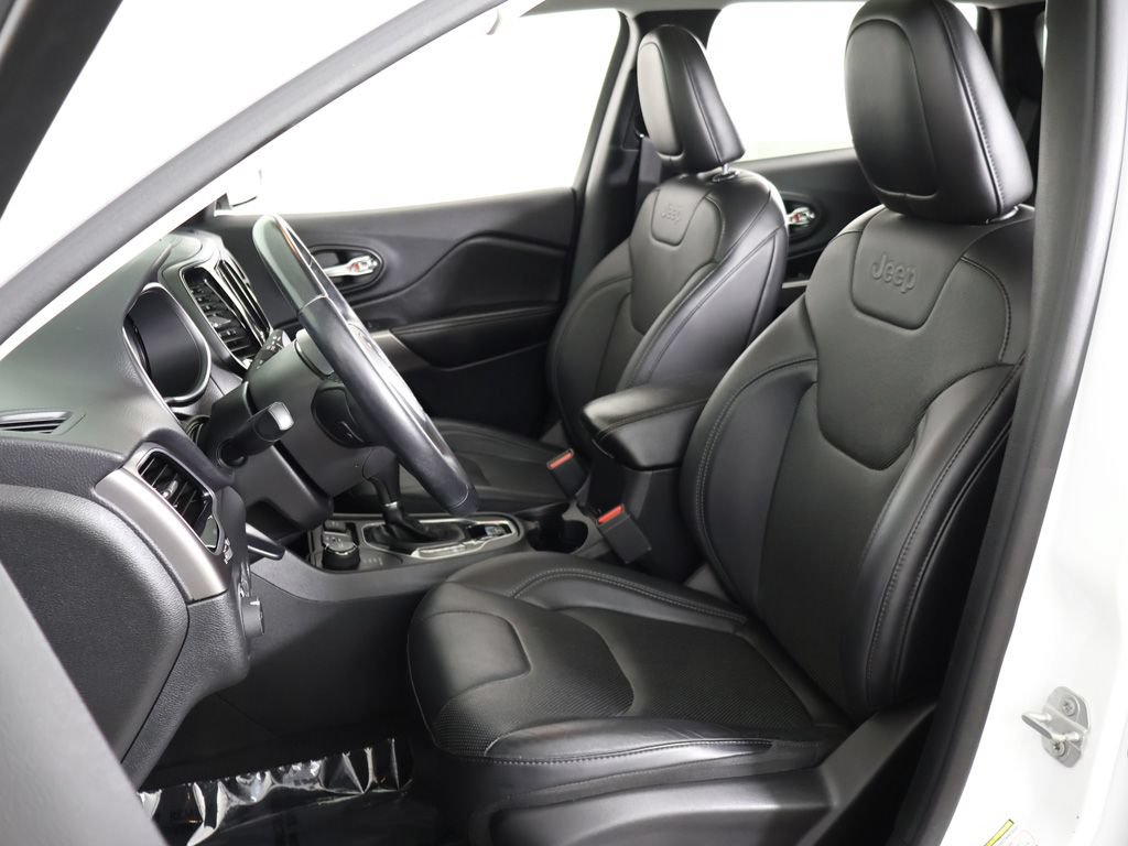 Used 2019 Jeep Cherokee Limited AWD/4WD image 29