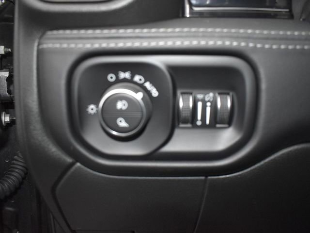 Used 2023 RAM 2500 Limited image 15