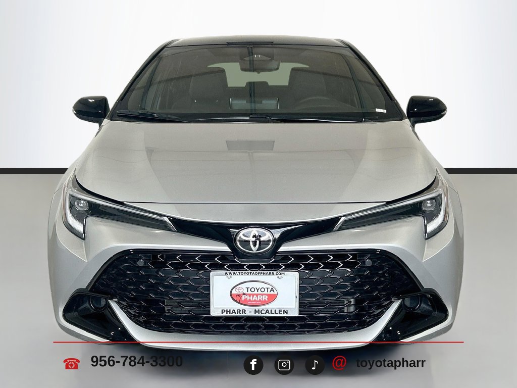 Used 2026 Toyota Corolla SE FWD image 2
