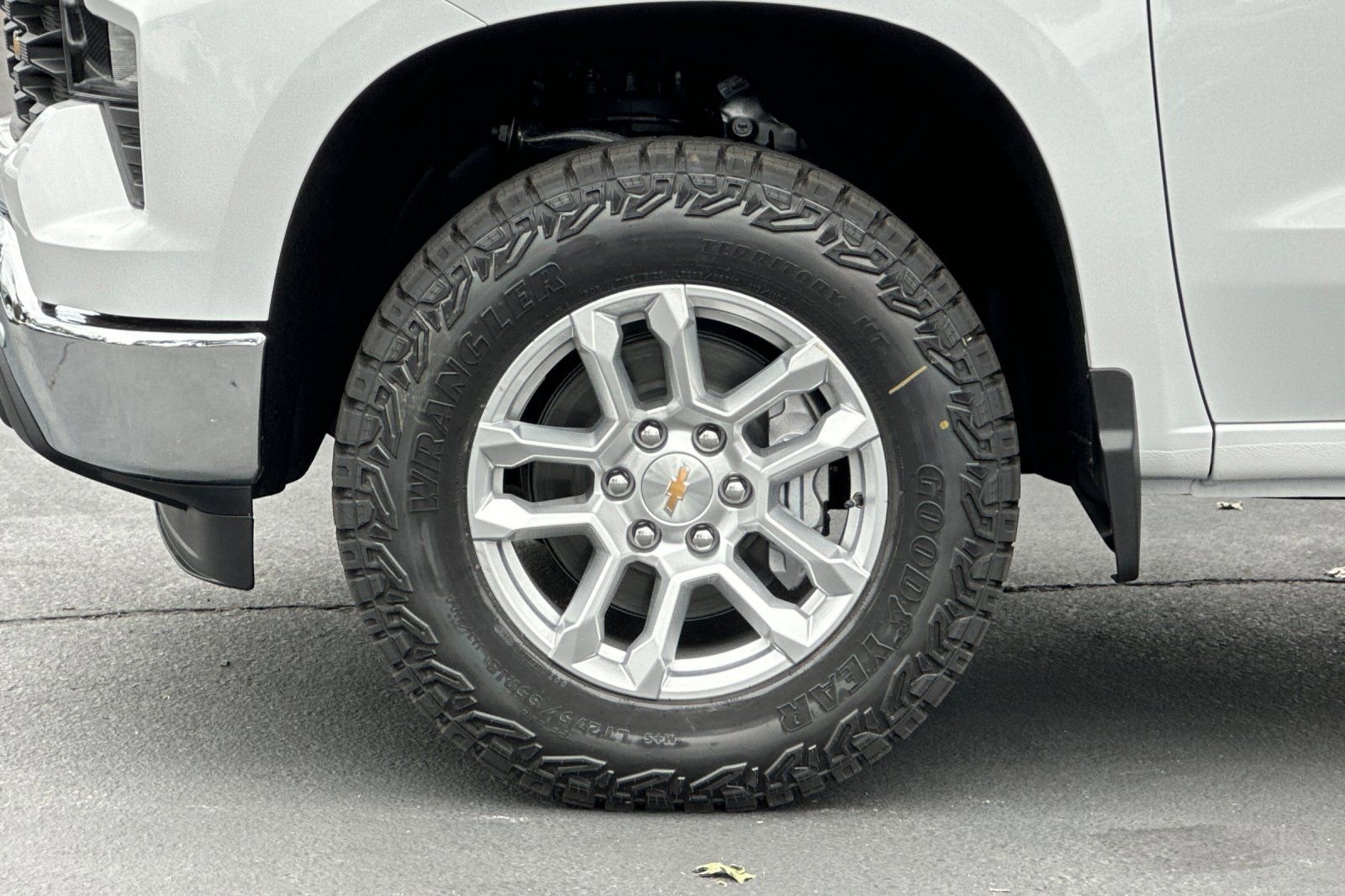 New 2026 Chevrolet Silverado 1500 W/T w/ WT Value Package AWD/4WD image 23