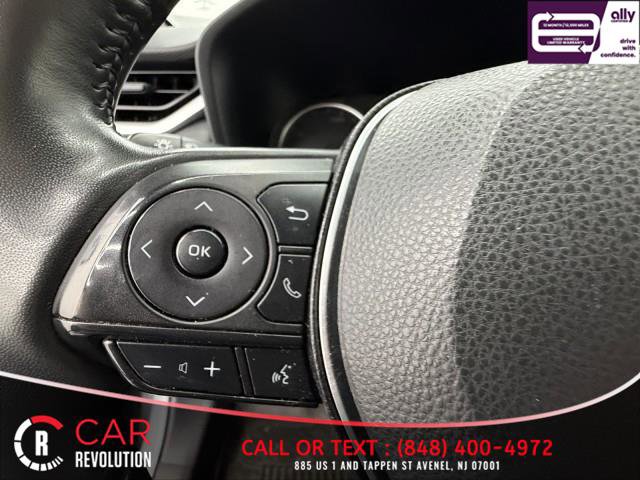 Used 2022 Toyota RAV4 SE w/ Convenience Package image 17