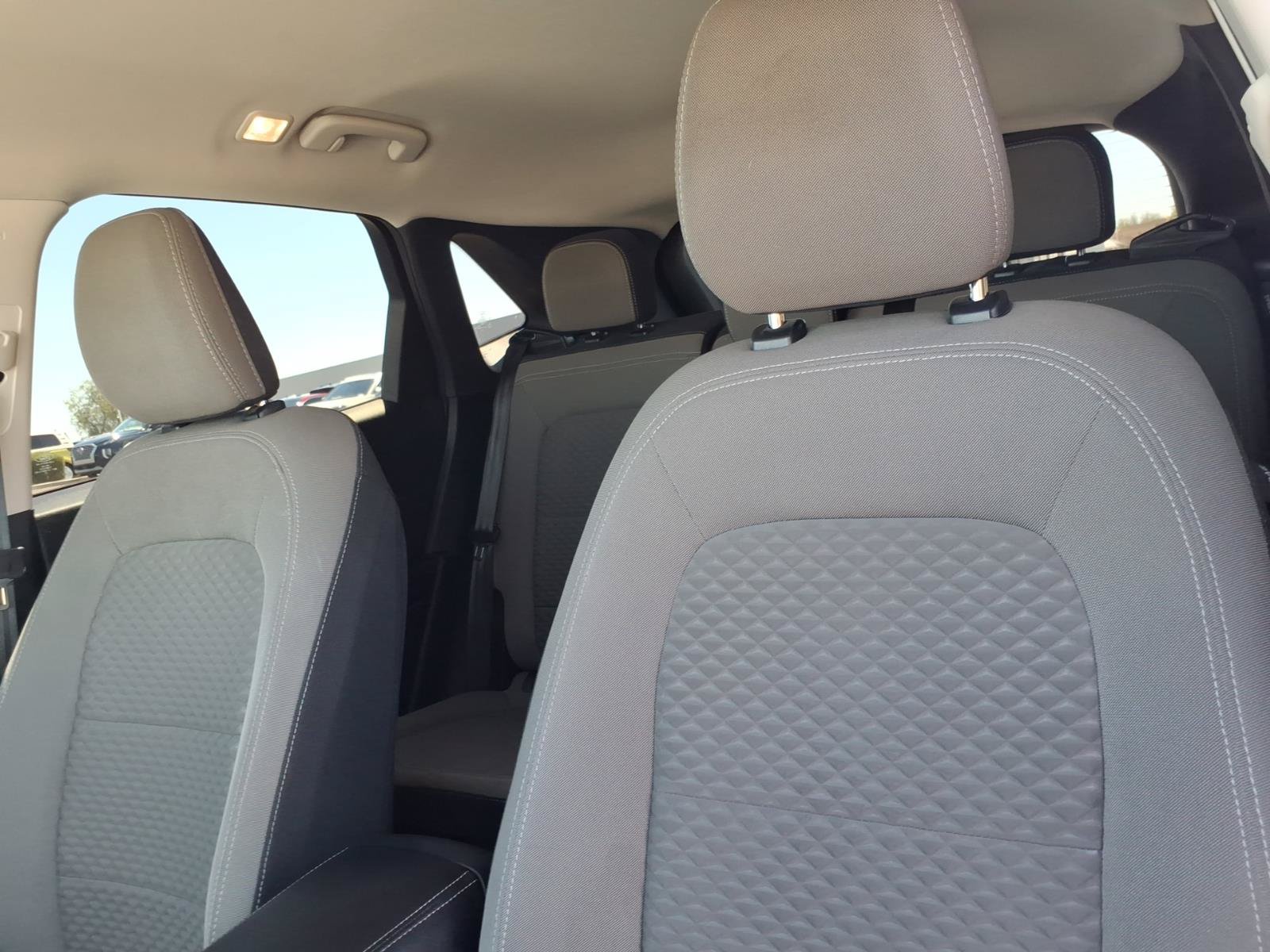 Used 2021 Ford Escape SE w/ Convenience Package FWD image 19