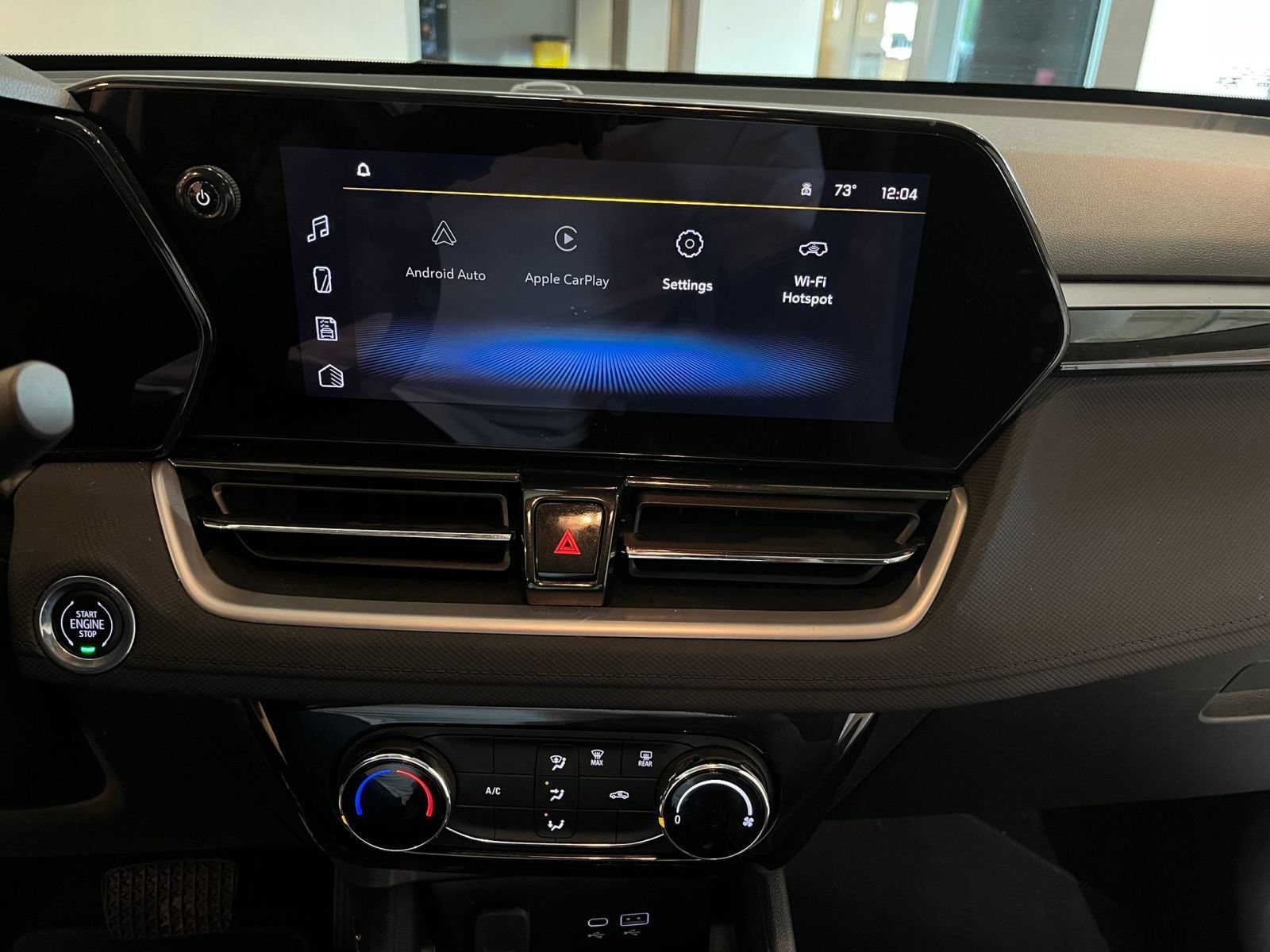 Used 2025 Chevrolet TrailBlazer LT FWD image 17