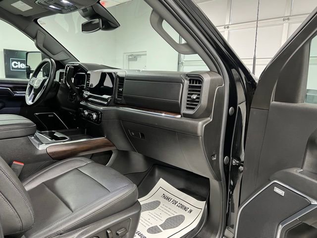 Used 2024 GMC Sierra 3500 SLT w/ SLT Convenience Package AWD/4WD image 56