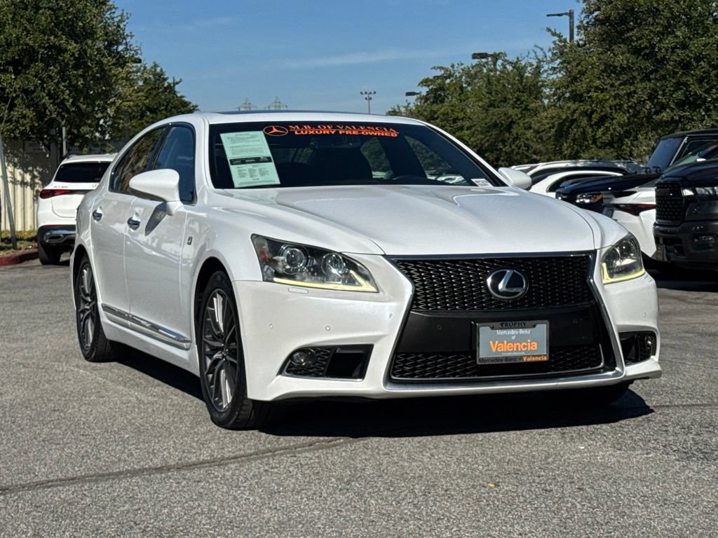 Used 2013 Lexus LS 460 w/ F-Sport Pkg RWD image 4