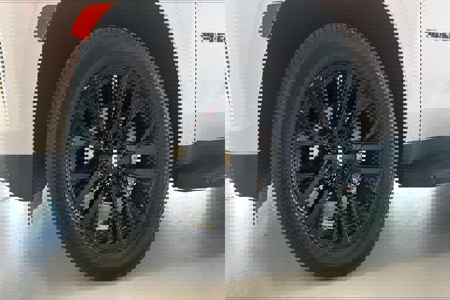 Used 2023 Chevrolet Tahoe RST w/ Luxury Package image 8