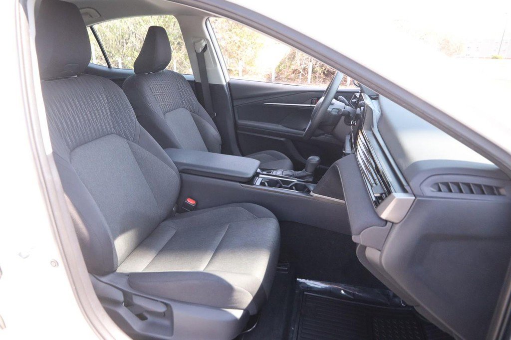 Used 2025 Toyota Camry LE image 26