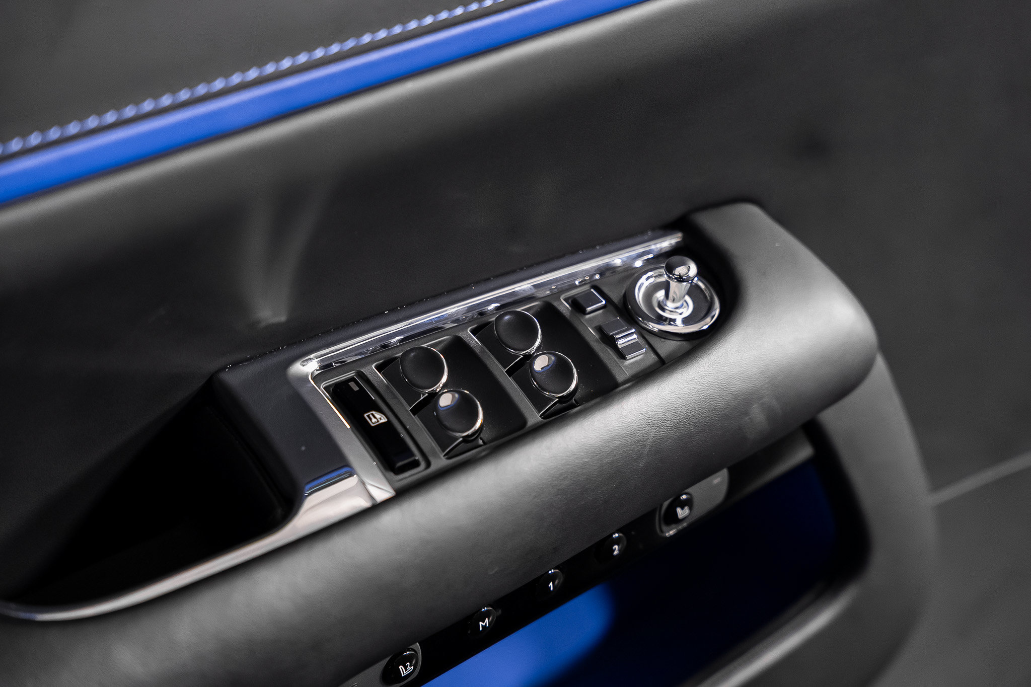 Used 2020 Rolls-Royce Wraith RWD image 58