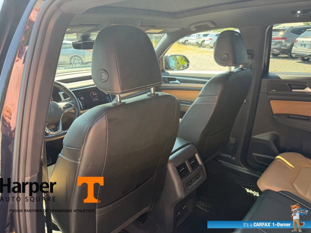 Used 2023 Volkswagen Atlas Cross Sport SEL Premium R-Line AWD/4WD image 11