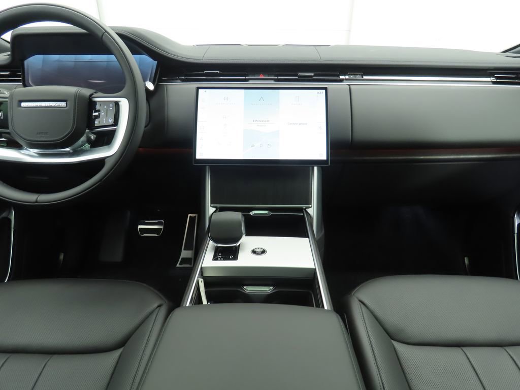 New 2025 Land Rover Range Rover SE image 13