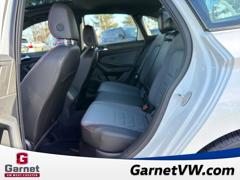 Certified 2025 Volkswagen Jetta GLI Autobahn w/ GLI Black Package image 25