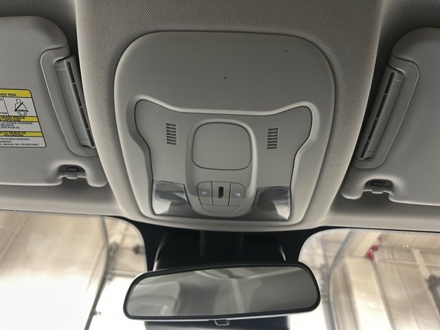 Used 2018 Jeep Renegade Latitude image 22