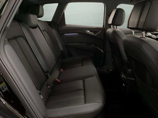Used 2024 Audi Q4 e-tron Premium w/ Convenience Package image 23