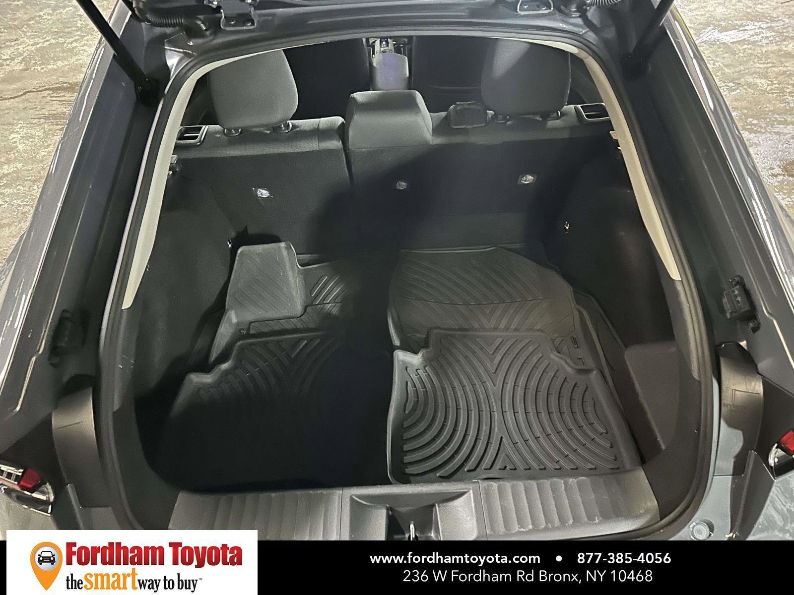 Used 2024 Toyota Prius LE AWD/4WD image 12