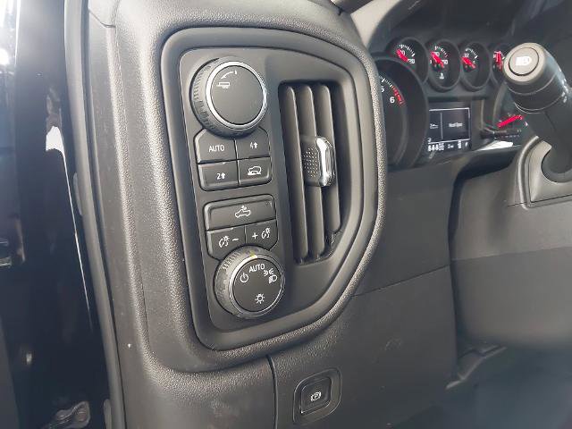 New 2026 Chevrolet Silverado 1500 Custom w/ Turbomax Blackout Package image 24