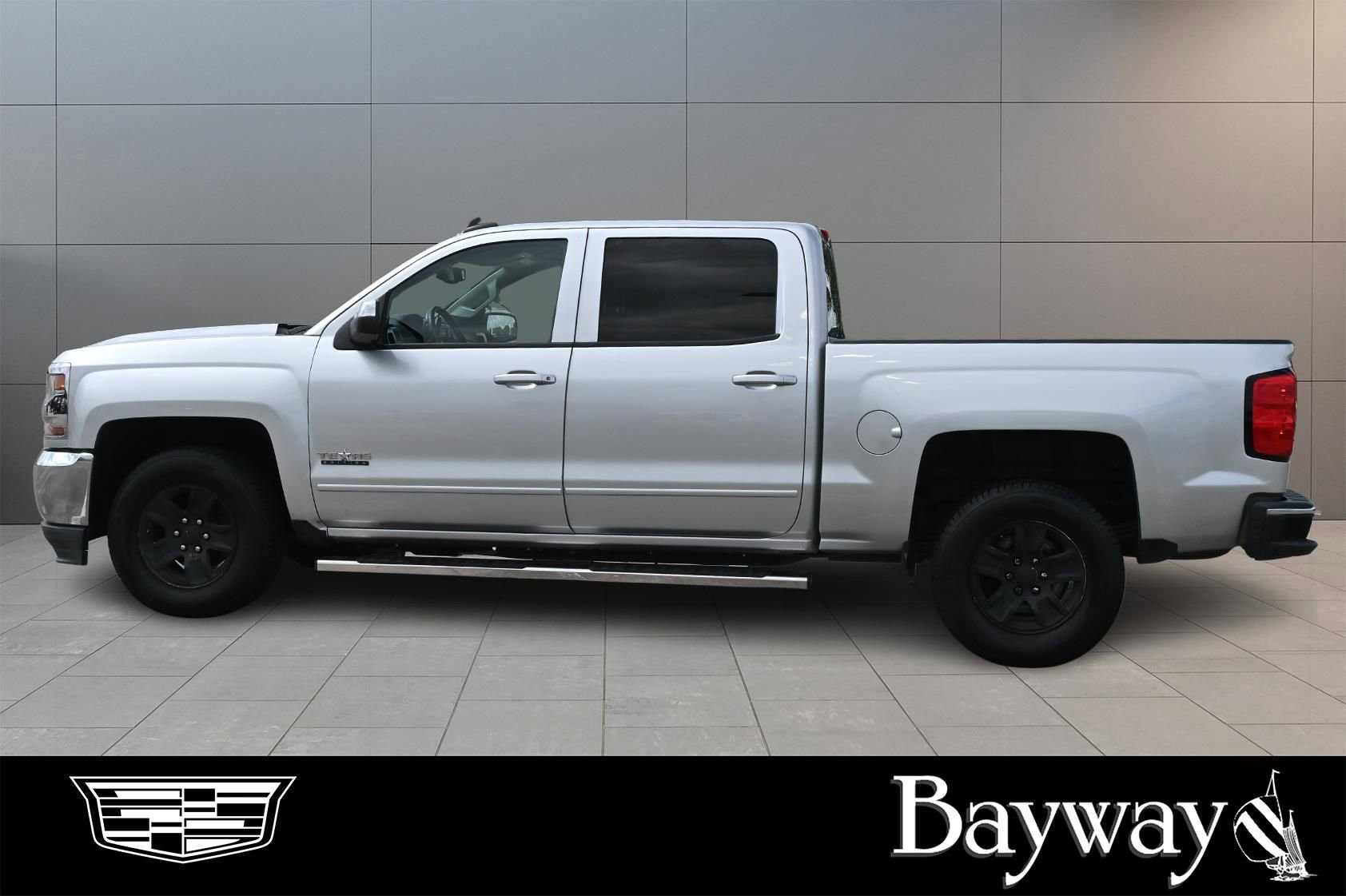 Used 2018 Chevrolet Silverado 1500 LT w/ All Star Edition RWD image 4