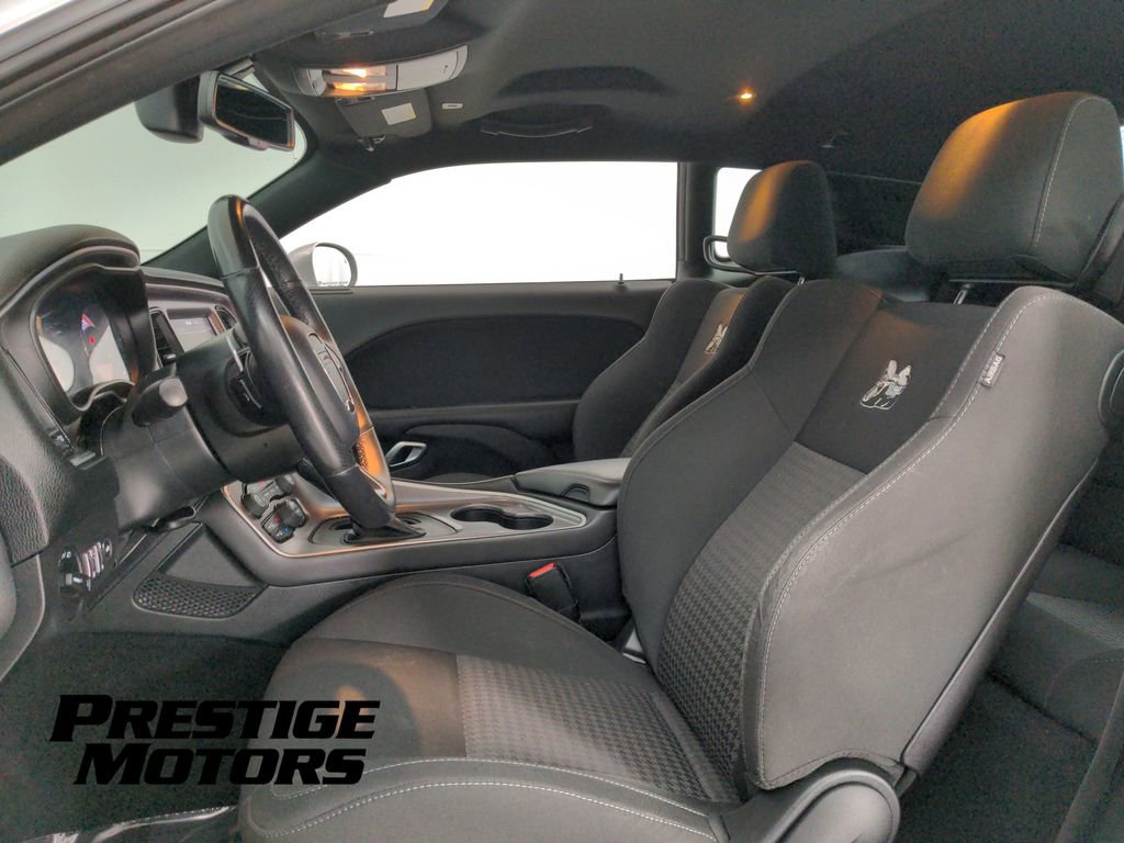 Used 2019 Dodge Challenger R/T Scat Pack w/ Shaker Package image 18