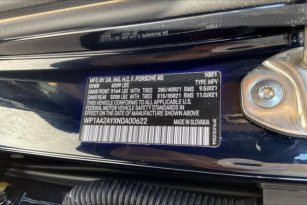 Used 2022 Porsche Cayenne AWD/4WD image 19