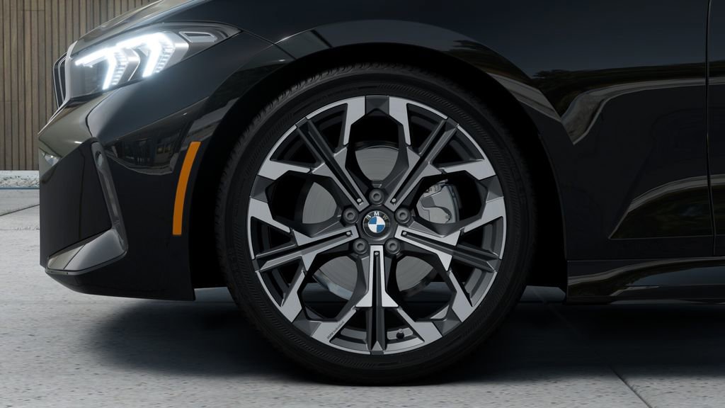 New 2026 BMW 330i Sedan w/ M Sport Package RWD image 7
