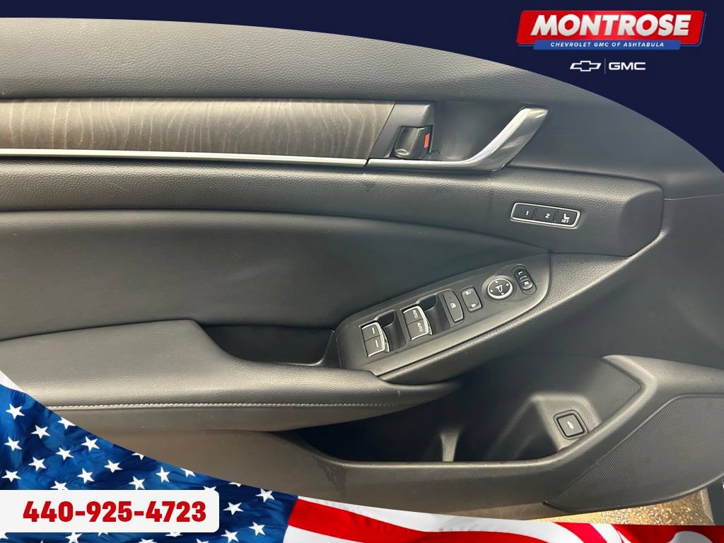 Used 2018 Honda Accord Touring image 9