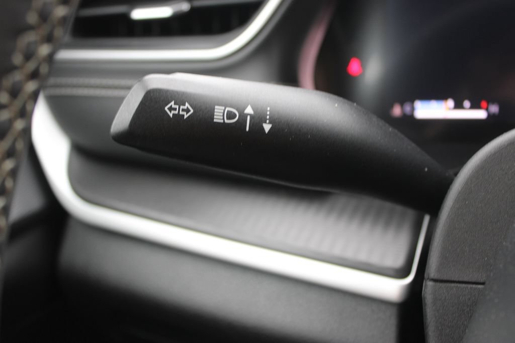 Used 2024 Jeep Grand Cherokee Altitude AWD/4WD image 37
