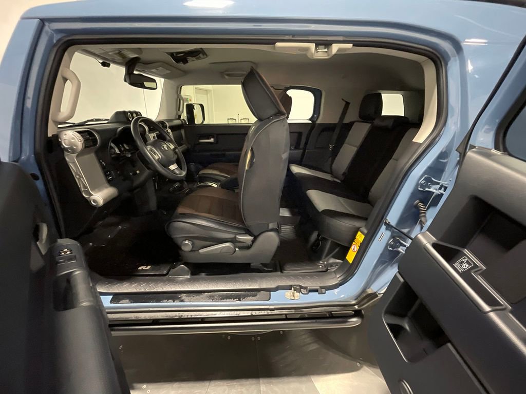 Used 2014 Toyota FJ Cruiser Base w/ Trail Teams Ultimate Edition image 55