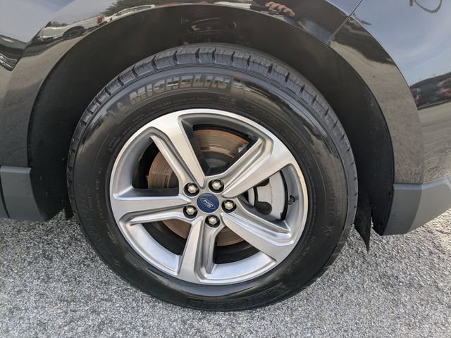 Used 2022 Ford Edge SEL w/ Convenience Package image 9