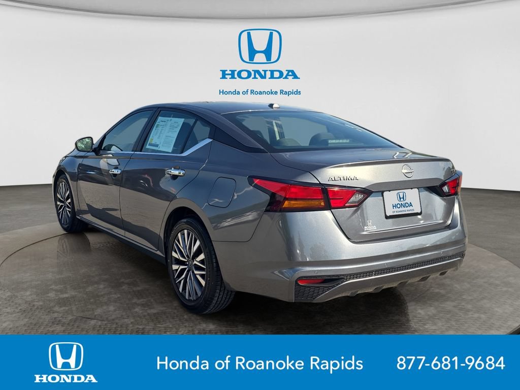 Used 2023 Nissan Altima 2.5 SV FWD image 3