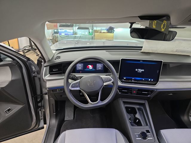 New 2026 Volkswagen Tiguan SE FWD image 14