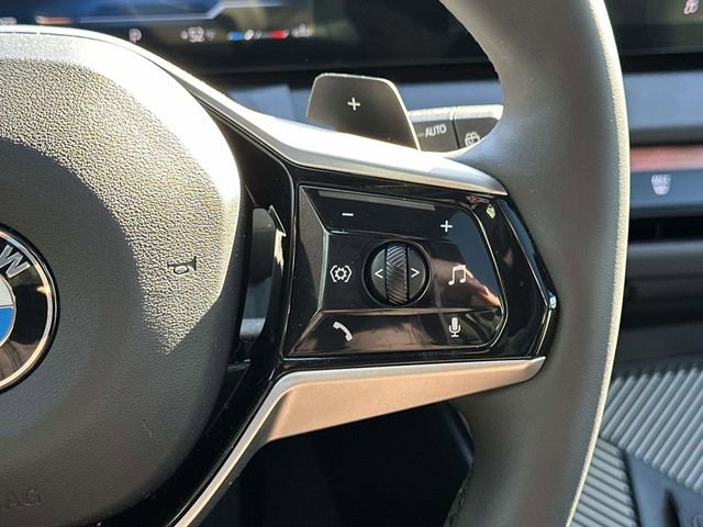 Used 2025 BMW X3 xDrive30i w/ Premium Package image 31