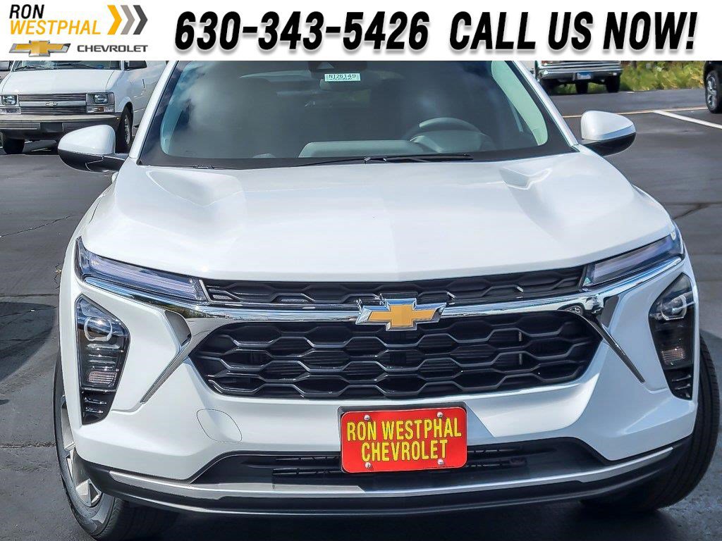 New 2026 Chevrolet Trax LT image 3