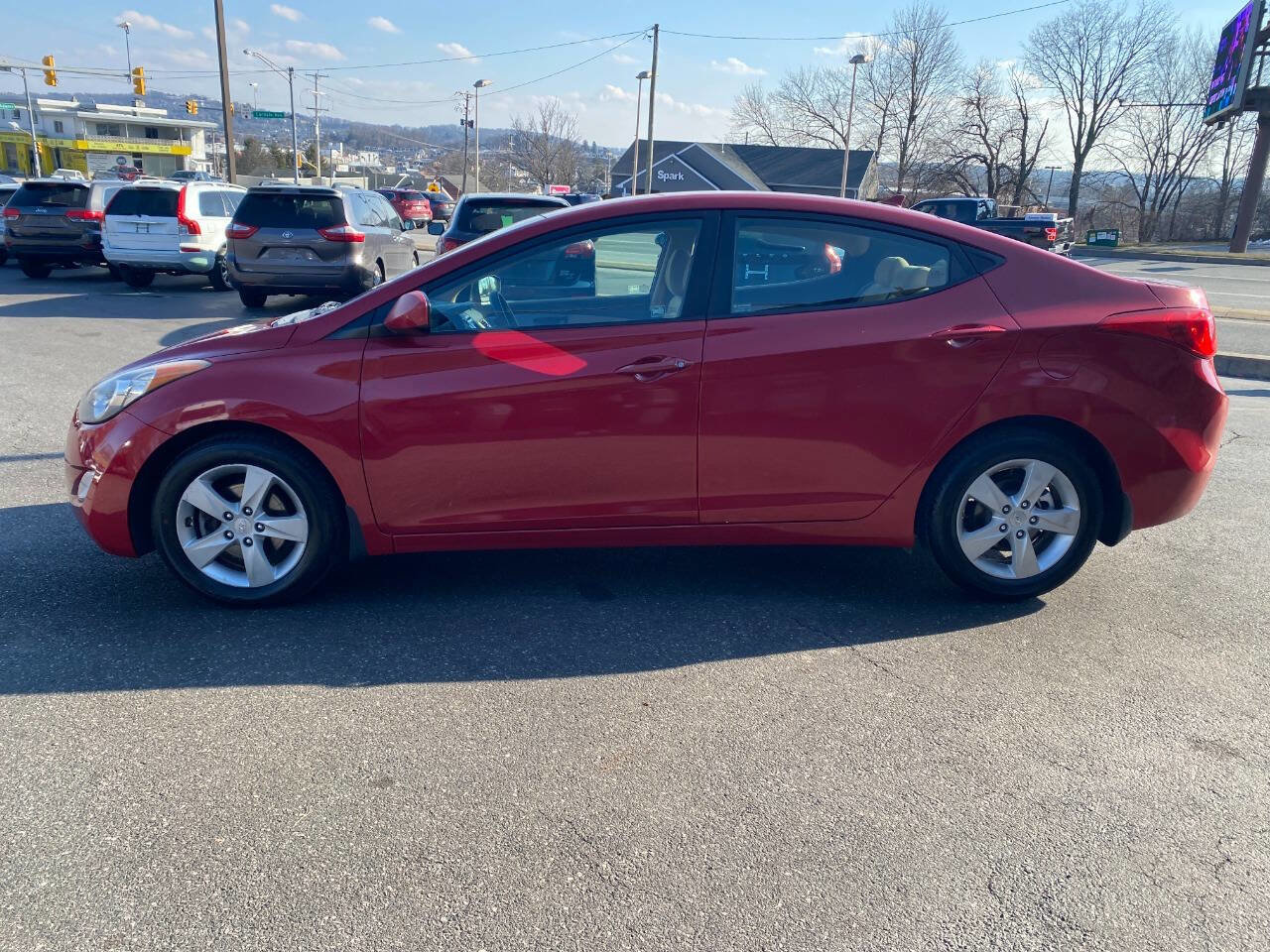 Used 2013 Hyundai Elantra GLS w/ Preferred Pkg image 7