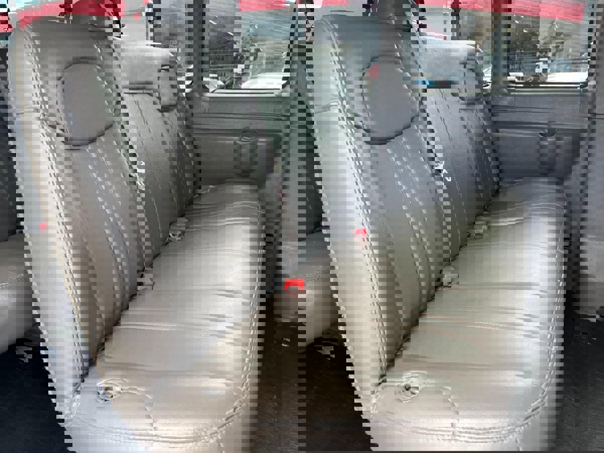 Used 2020 Chevrolet Express 3500 LS image 27