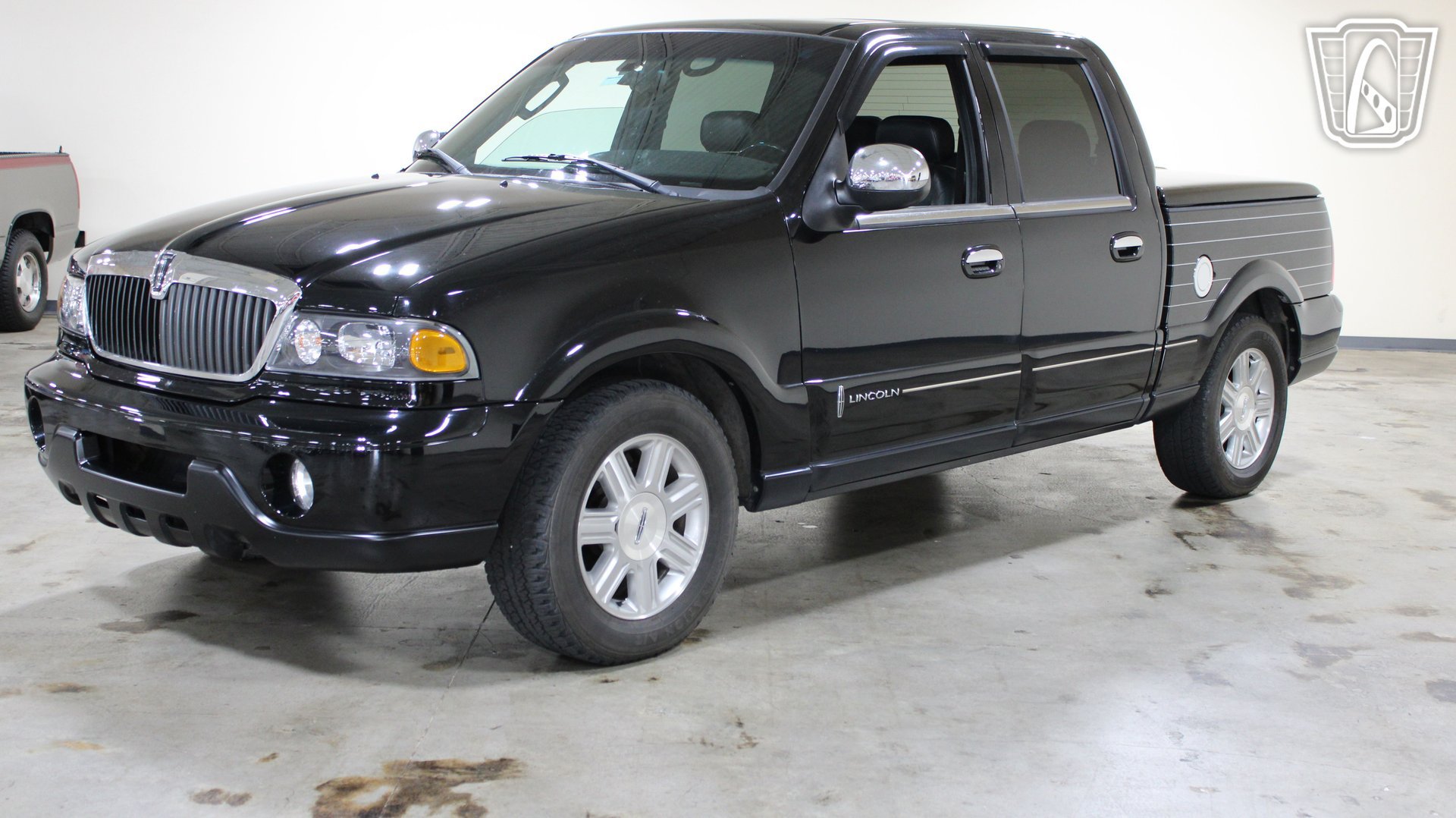 Used 2002 Lincoln Blackwood RWD image 22