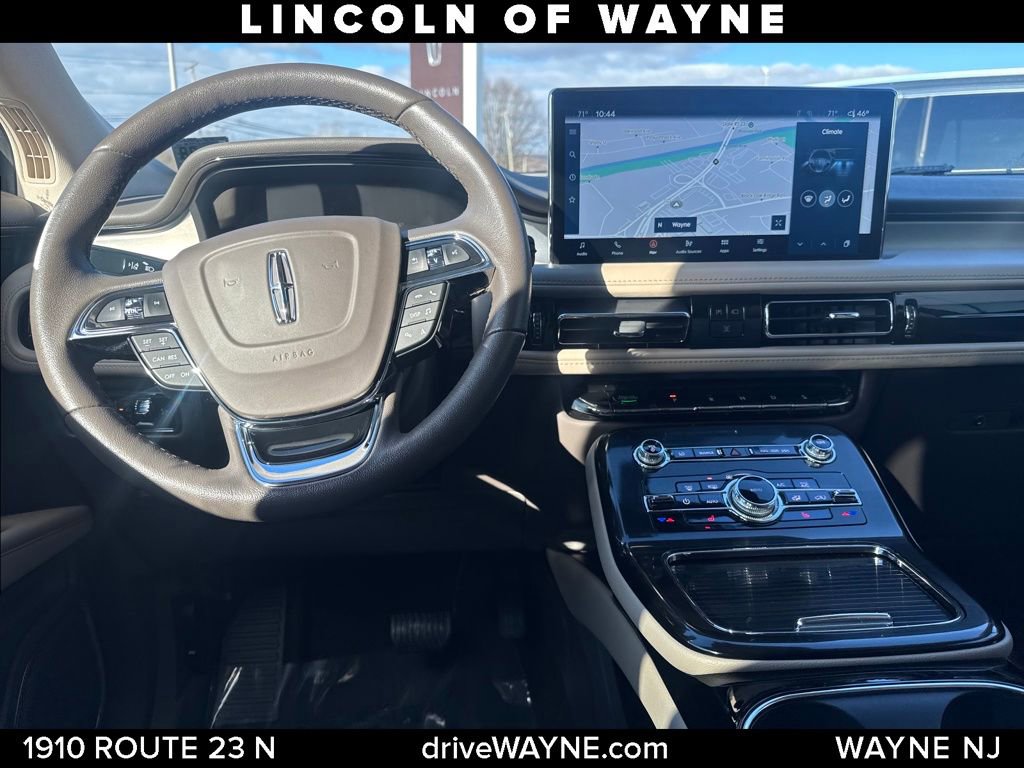 Certified 2023 Lincoln Nautilus AWD w/ Premium Package image 23