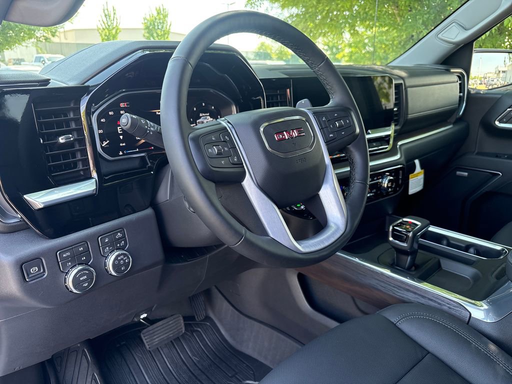 New 2026 GMC Sierra 1500 SLT w/ SLT Premium Plus Package AWD/4WD image 12