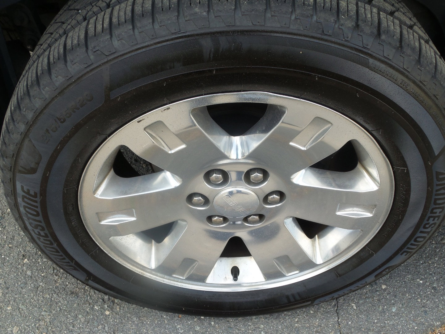 Used 2012 GMC Yukon SLT w/ SLT-2 Equipment Package image 16