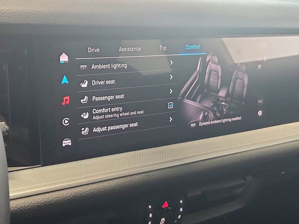 Certified 2025 Porsche Cayenne S AWD/4WD image 28