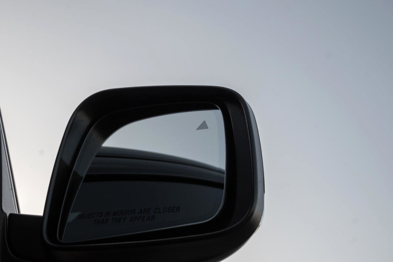 Used 2020 Jeep Grand Cherokee Limited X image 12