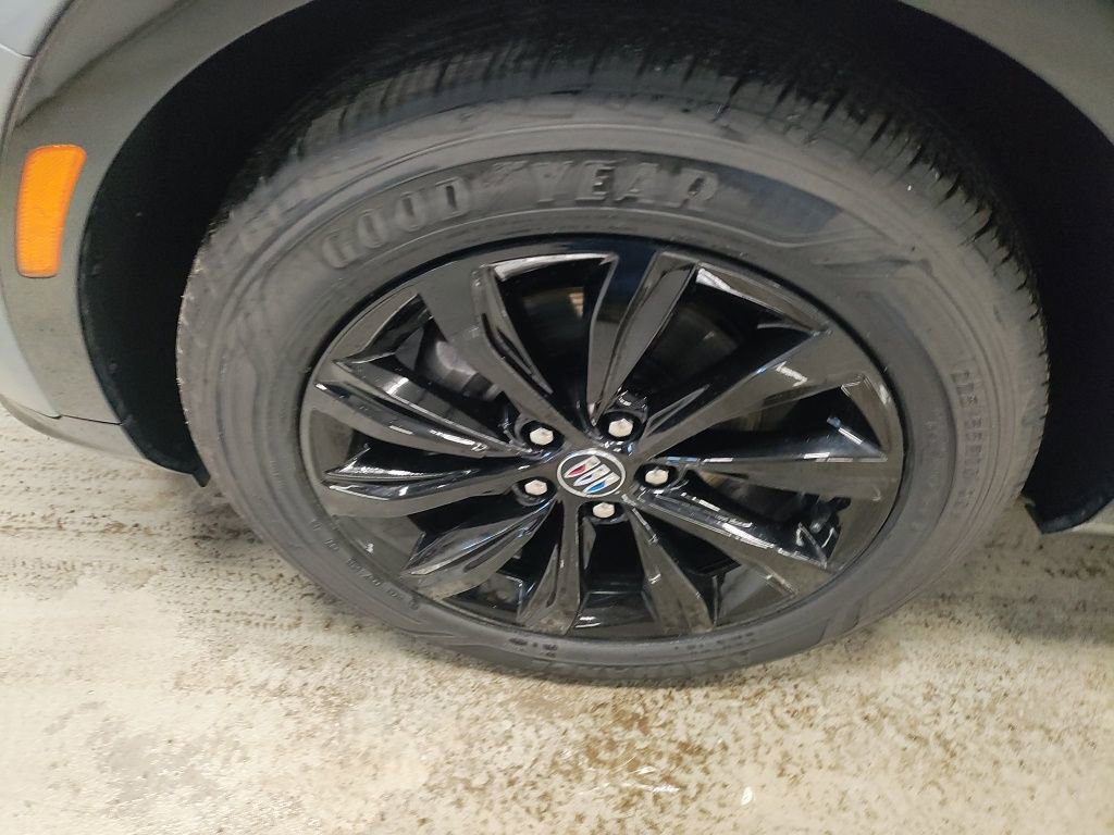 Certified 2025 Buick Envista Sport Touring w/ Convenience I Package image 20