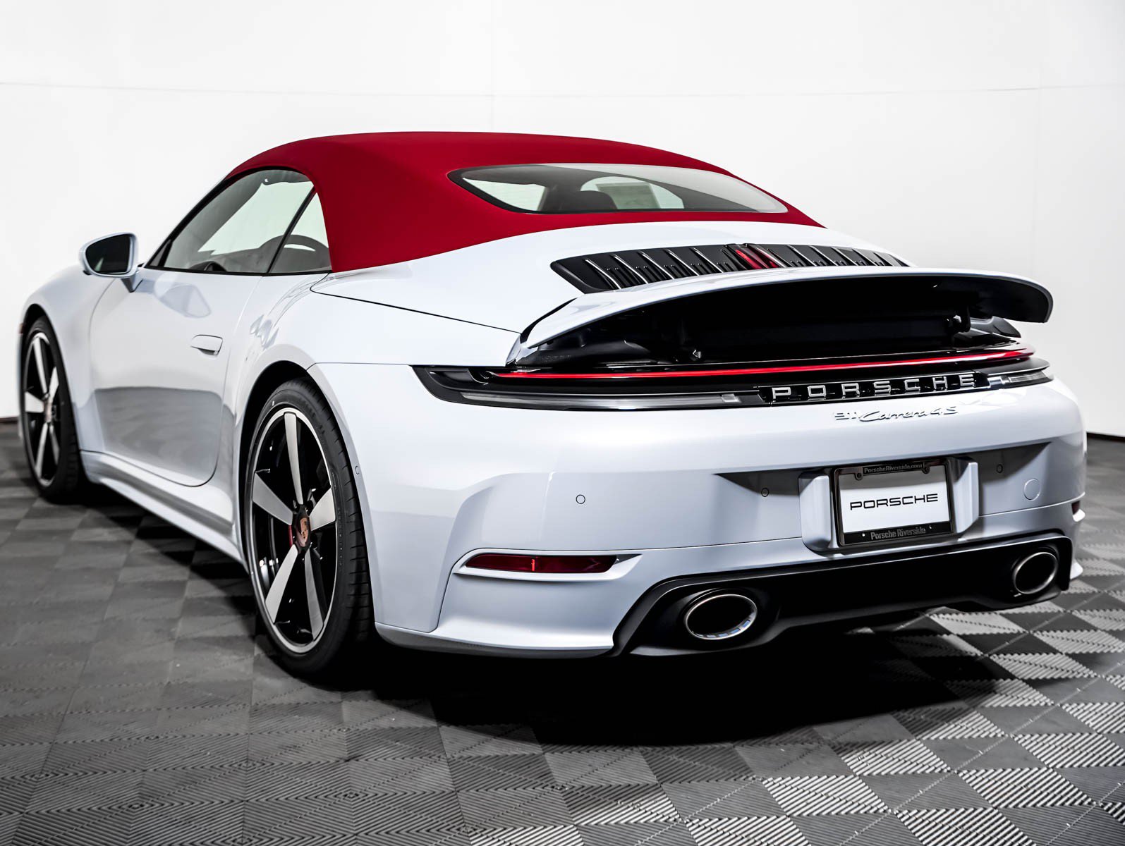 New 2026 Porsche 911 Carrera 4S AWD/4WD image 3