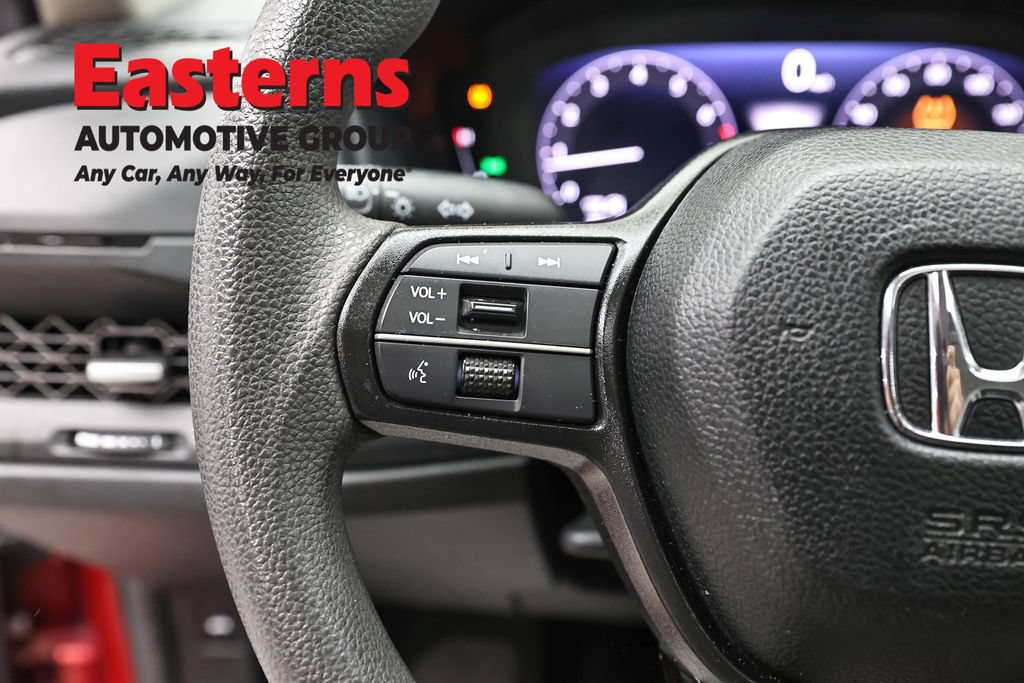 Used 2025 Honda Accord SE image 15