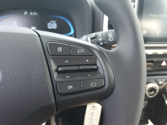 New 2026 Hyundai Venue SE FWD image 21