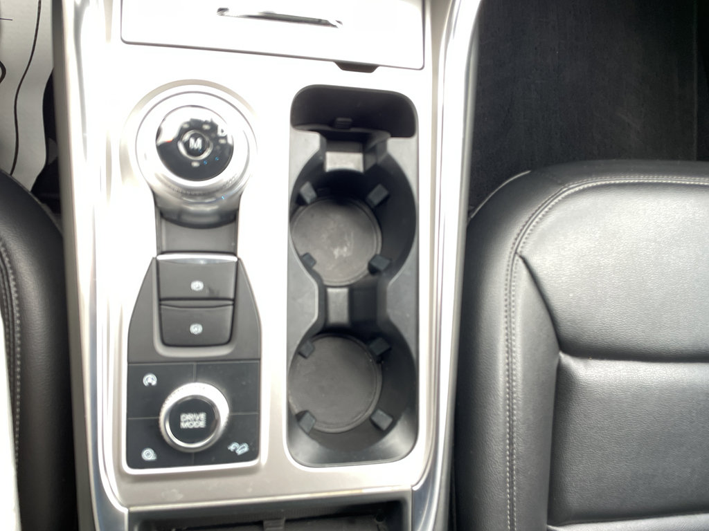 Used 2020 Ford Explorer XLT w/ Equipment Group 202A image 20