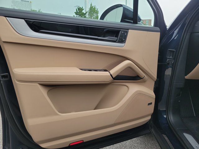New 2026 Porsche Cayenne AWD/4WD image 26
