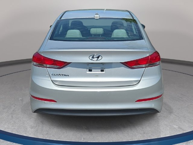 Used 2018 Hyundai Elantra SEL FWD image 6