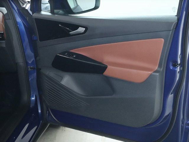 Used 2022 Volkswagen ID.4 Pro S image 32